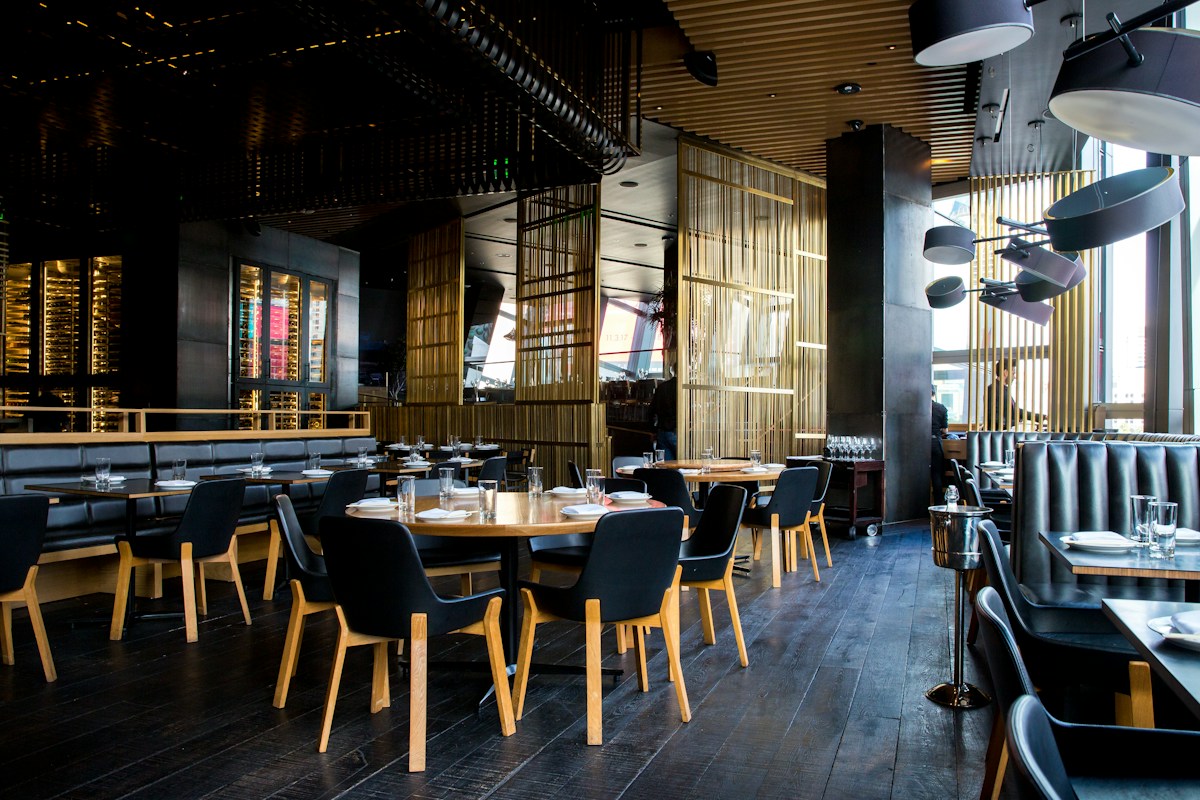 Stilvoller Gastraum im Restaurant Collage